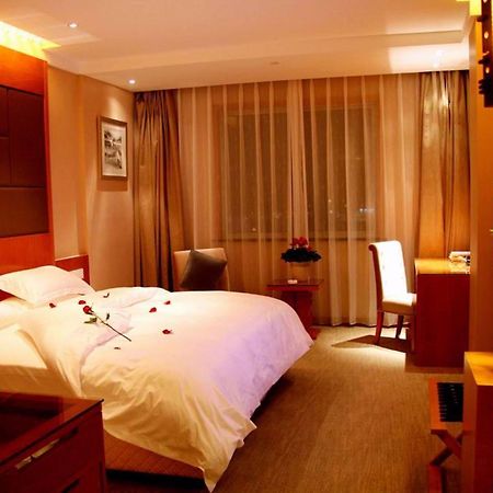 דזיאסין Oriental Hotel Tong Xiang מראה חיצוני תמונה