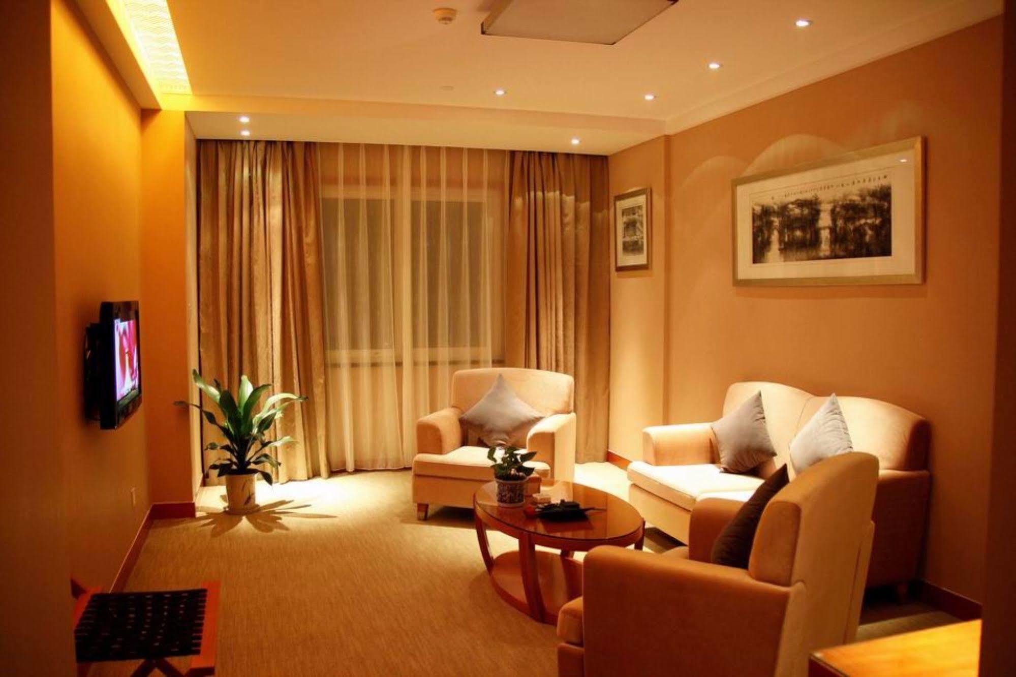 דזיאסין Oriental Hotel Tong Xiang מראה חיצוני תמונה